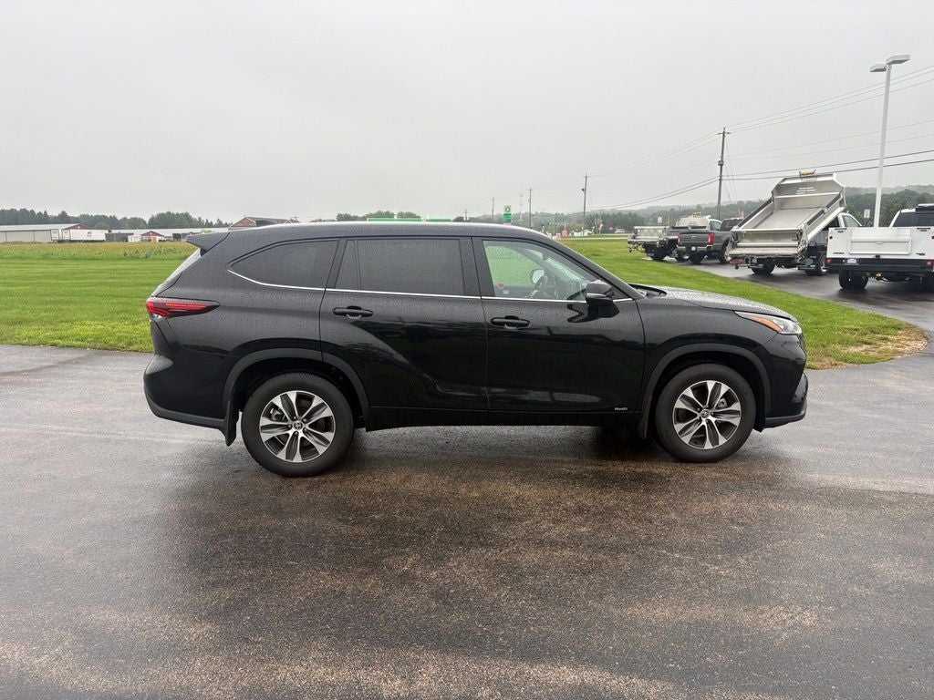 2026 Toyota Highlander Hybrid XLE