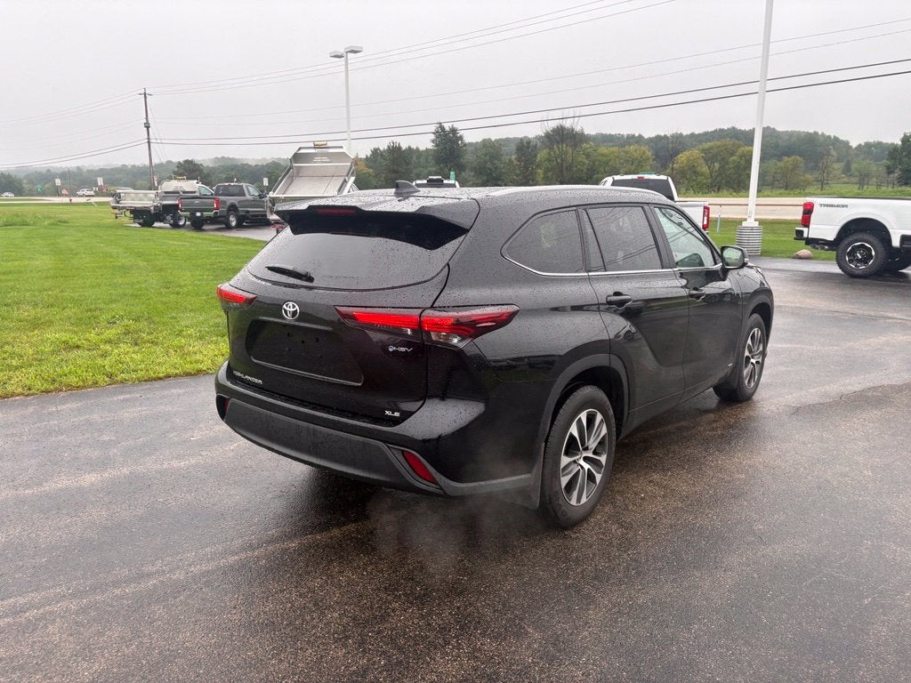 2026 Toyota Highlander Hybrid XLE