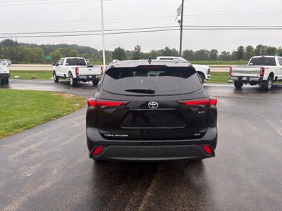 2026 Toyota Highlander Hybrid XLE