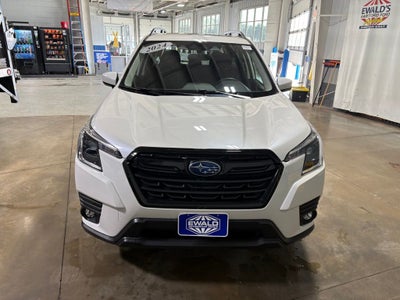 2024 Subaru Forester Premium