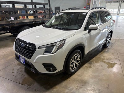 2024 Subaru Forester Premium