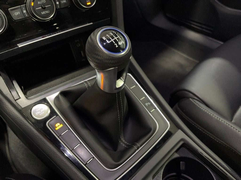 2017 Volkswagen Golf R DCC & Navigation 4Motion 4Motion
