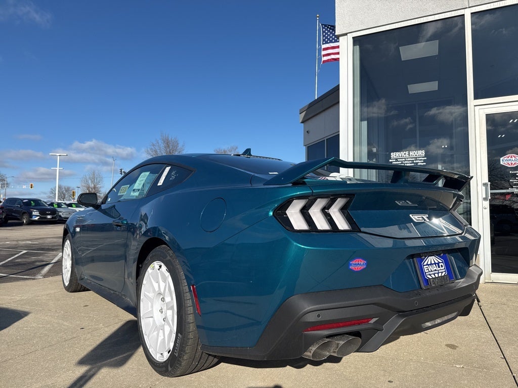 2026 Ford Mustang GT Premium