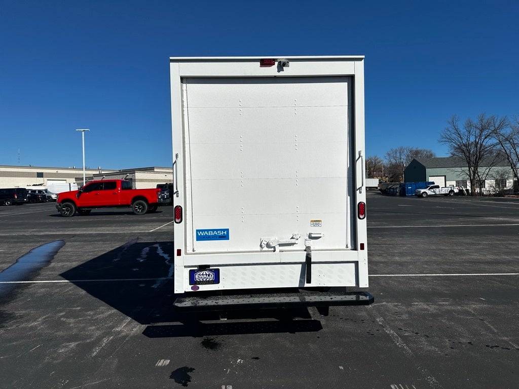 2024 Ford E-350SD Base Cutaway