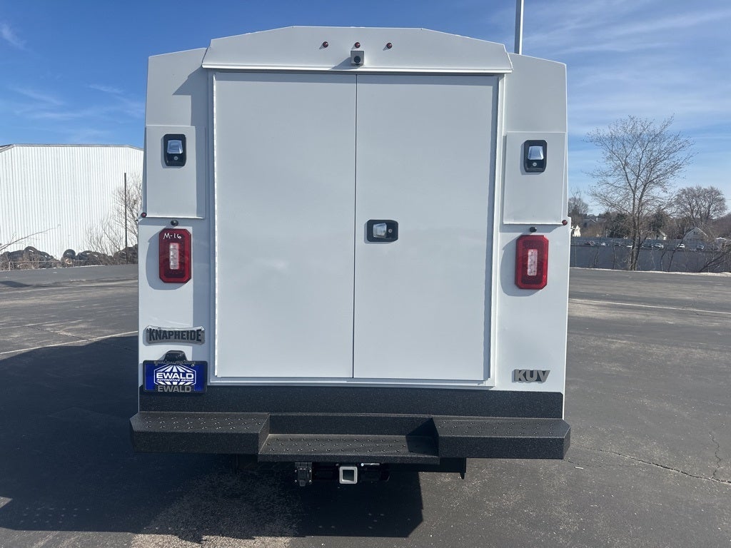 2025 Ford E-350SD Base Cutaway