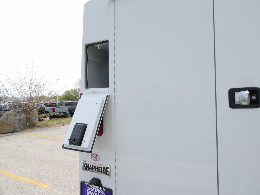 2025 Ford E-350SD Base Cutaway