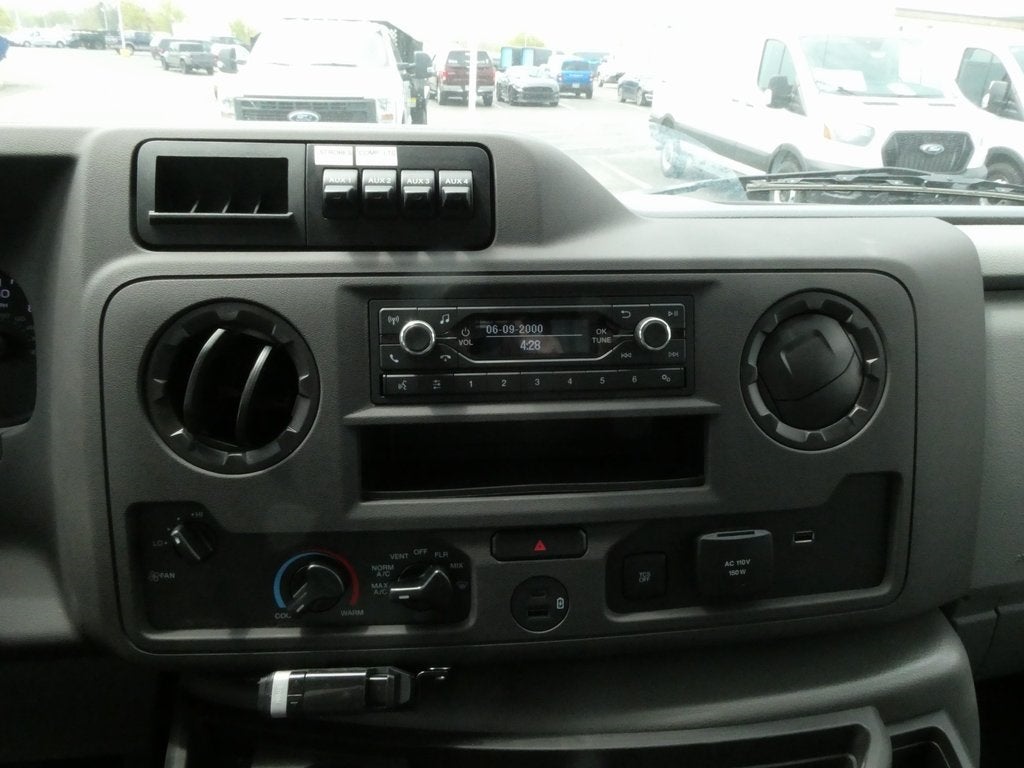 2025 Ford E-350SD Base Cutaway