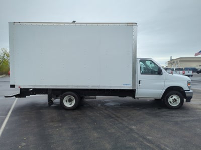 2024 Ford E-450SD Base DRW