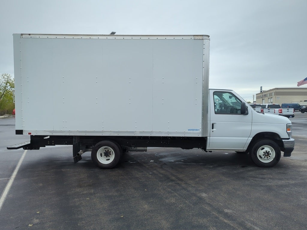 2024 Ford E-450SD Base DRW