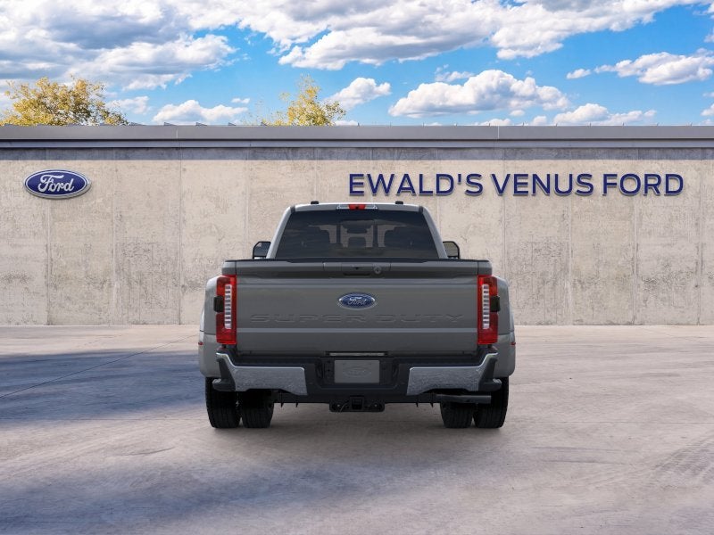 2026 Ford F-450SD Lariat DRW