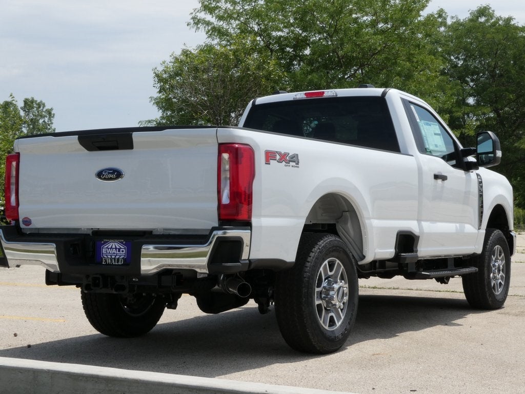 2025 Ford F-350SD XLT